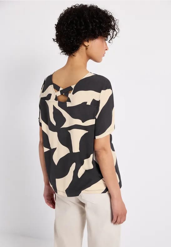 A323352 printed shirt w.crossed str