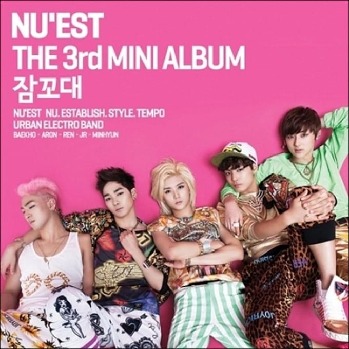 NUEST [Slaapwandelen] Het 1e Mini Album 1EA pink