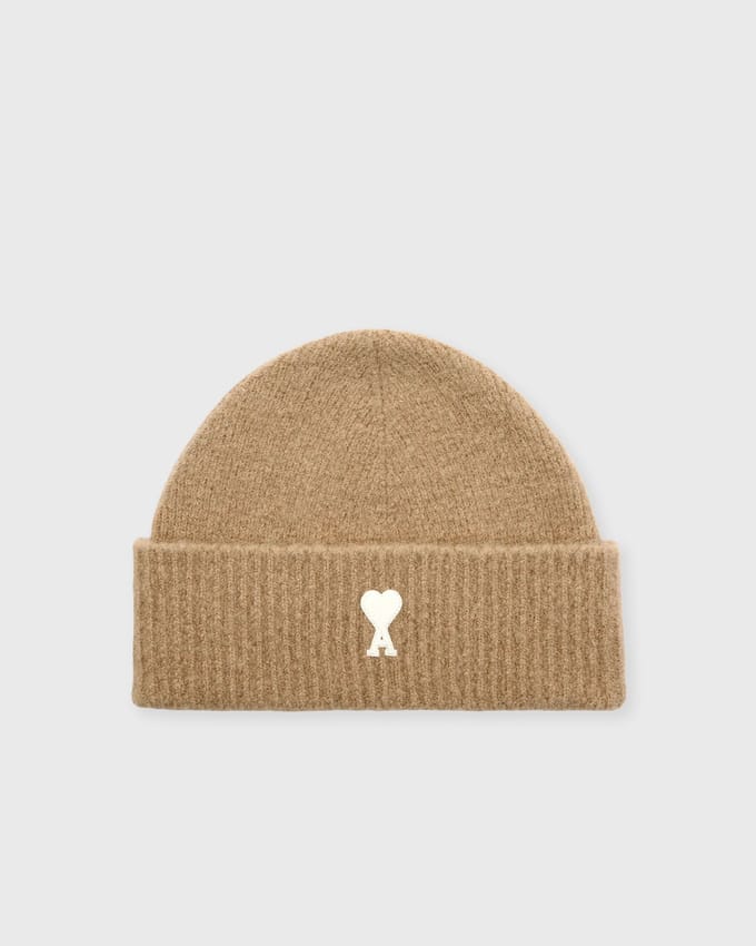 BEANIE WITH AMI DE COEUR