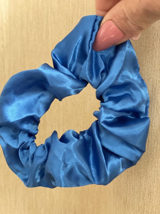 Scrunchie met LED lichtjes - blauw – Licht Scrunchie – Scrunchie LED