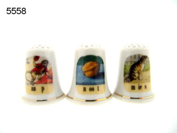 Vingerhoedjes Aap Noot Mies – Set van 3 – Porselein – Verzamelobject