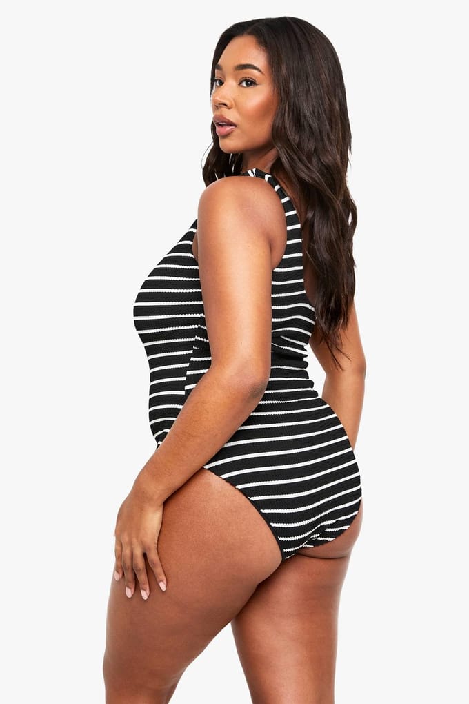 boohoo Dames PLUS GEKREUKELD GESTREEPT EENSCHOUDELijK BADKOSTUUM | Black | Maat: 28