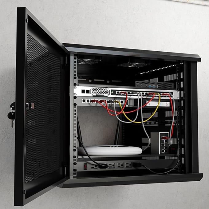 Server Rack Behuizing - Serverkast Wandmontage - Apparatuur Organiseren - Afsluitbare Deuren - 6U - Zwart