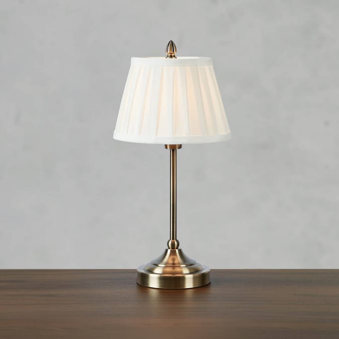 Markslöjd Tafellamp Oxford, messingkleurig, hoogte 43 cm, metaal/stof