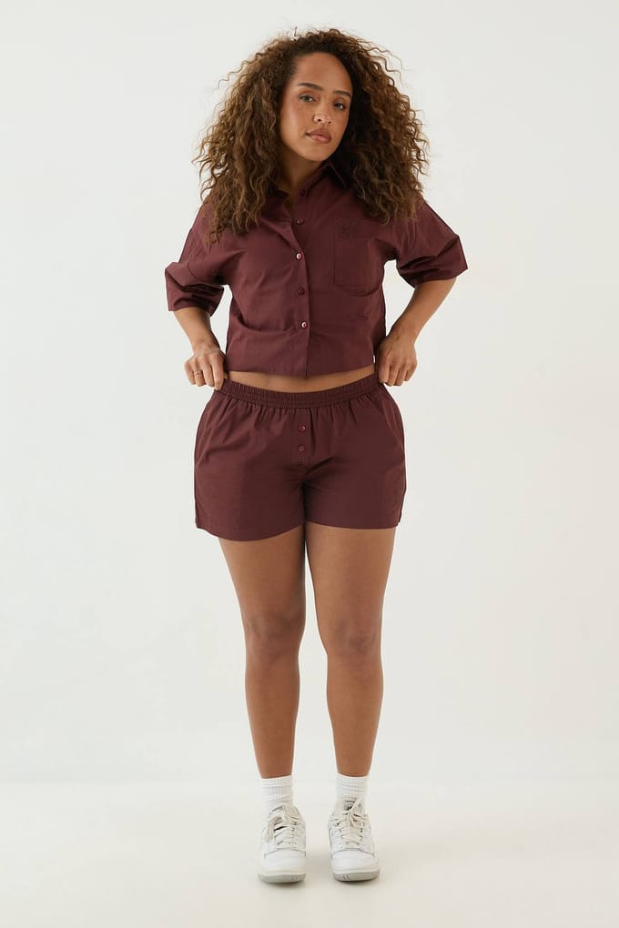 Dames Dsgn Studio Boxy Crop Poplin Overhemd | Chocolate | Maat: Medium