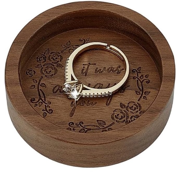 Elegante houten ringdoos voor sieraden