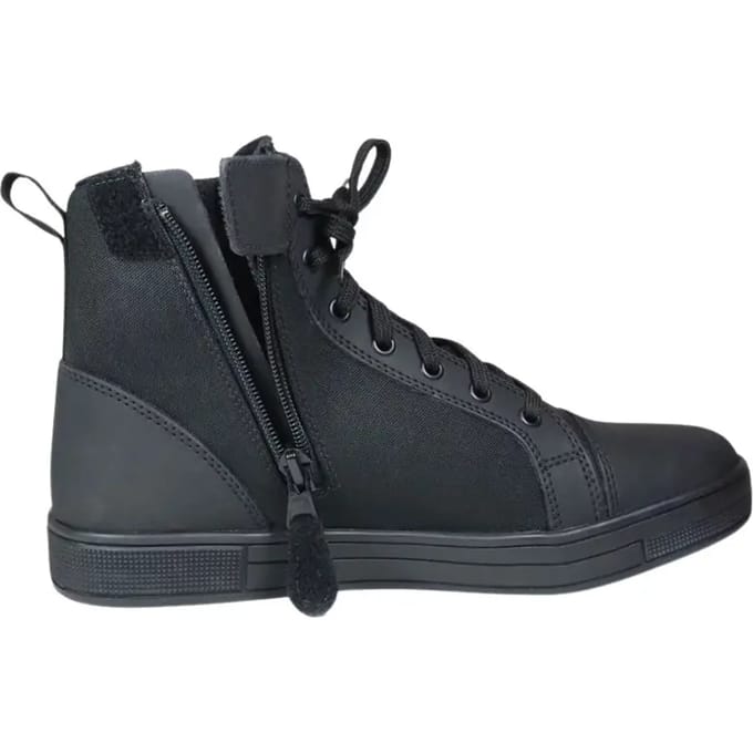 Motorfiets trainers Harisson Curtis