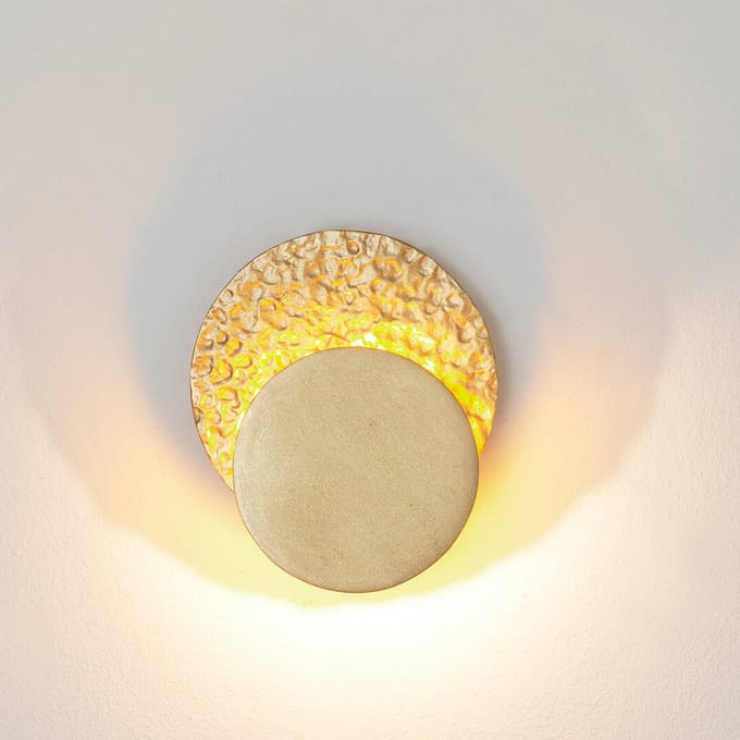 Holländer LED wandlamp CORONARE, Ø 17 cm, goudkleurig, metaal, dimbaar