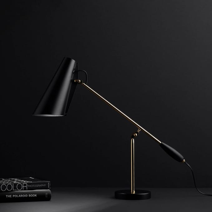 Northern Retro tafellamp Birdy in zwart/messing