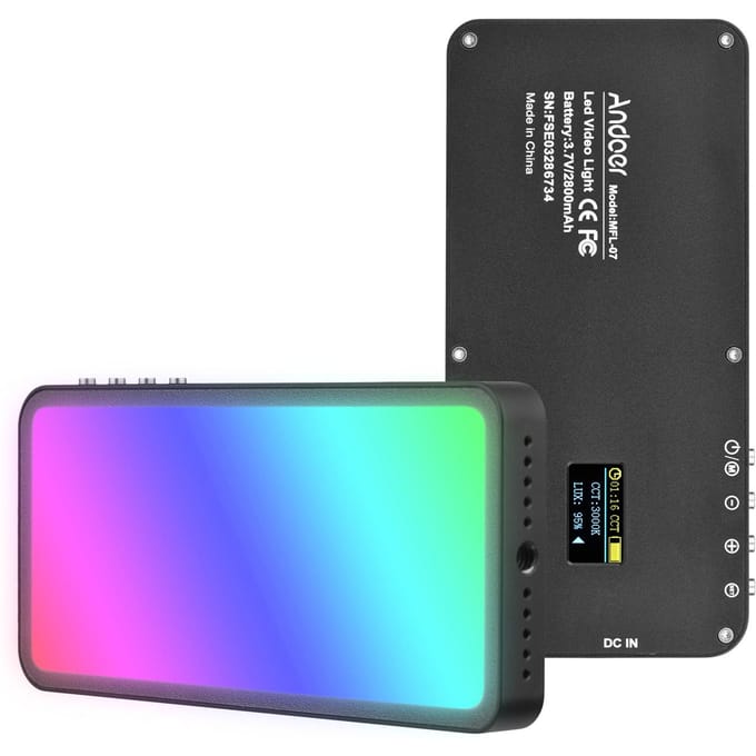 Andoer RGB LED-videolicht Draagbaar lichtpaneel 3000K-6500K Dimbare helderheid 30 Speciale effecten zwart