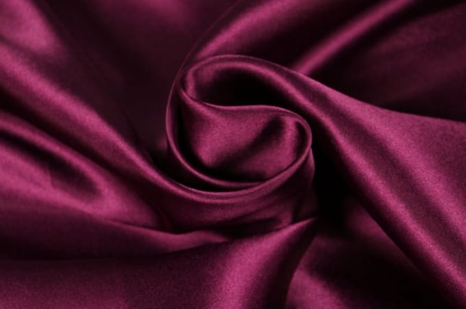 50 meter satijn stof - Cassis - 100% polyester