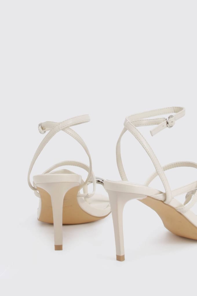 boohoo Dames Hardware Detail 2-Delige Hakken | Creme | Maat: 37