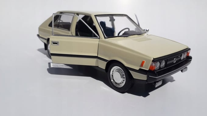 Fso pollez 1500 Mr'78 MODEL AUTO 1:24 - WORDEN VERSCHORT
