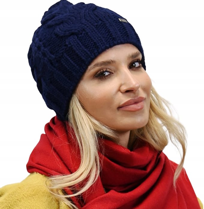 Alur A4 - Gebreide Damesmuts - Granaatblauw - Beanie - Modieuze Stijl