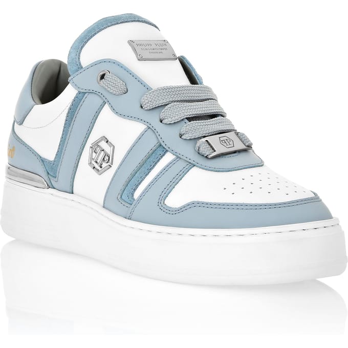 Lo-Top Sneakers