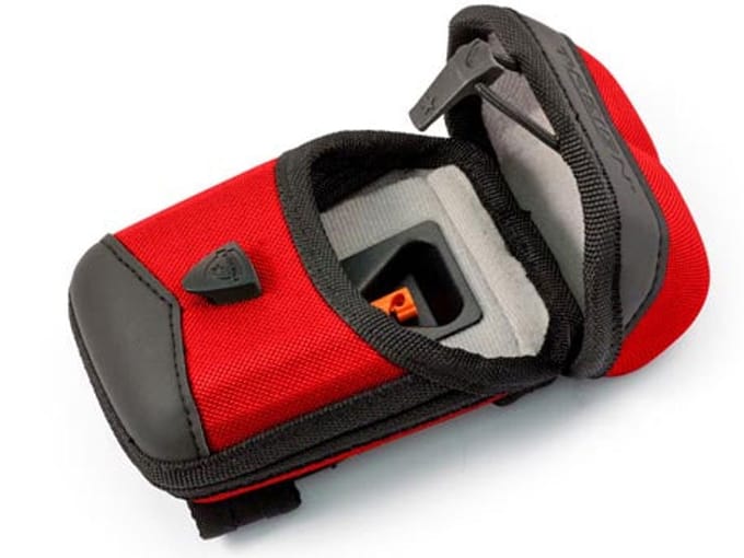 T-reign procase small red