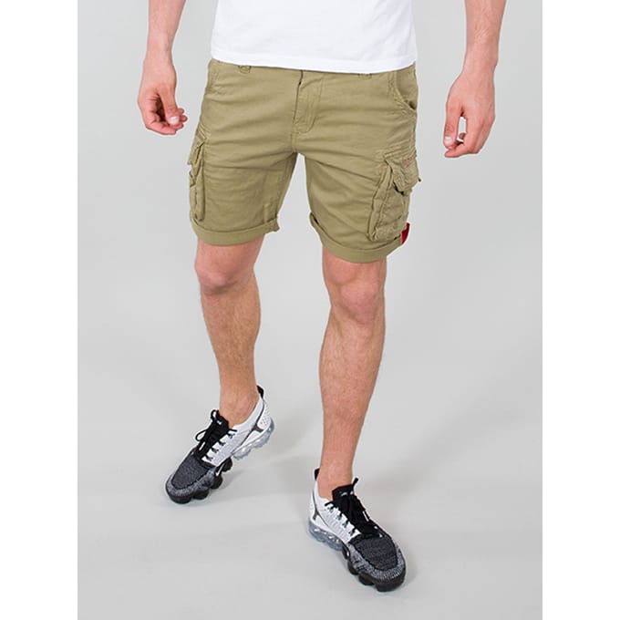 Heren Alpha Industries Crew Short in Olijf