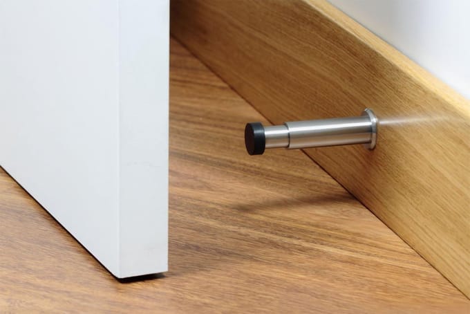 Famanu – Verstelbare wanddeurstopper 88–120 mm met zwart rubber – uitschuifbare deurstop voor muur/p