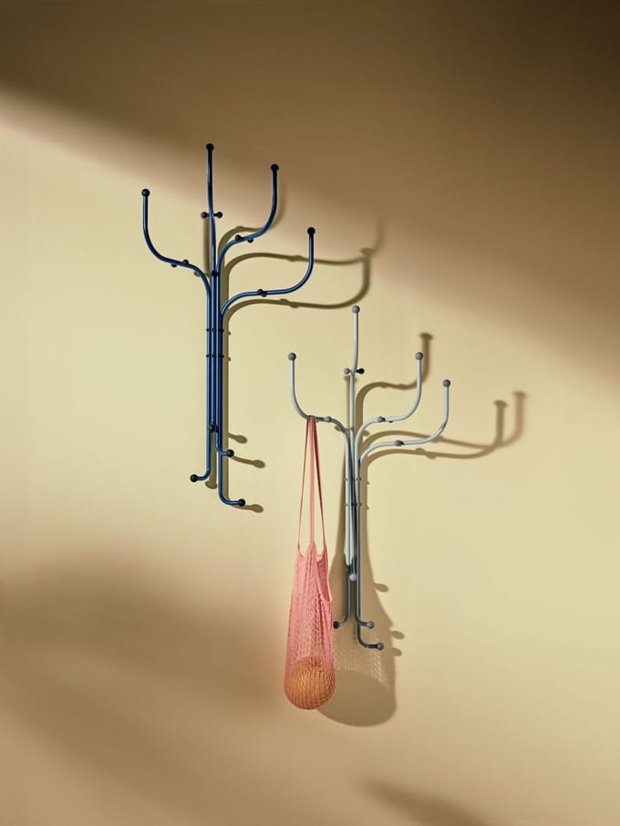 Fritz Hansen Coat Tree Wandgarderobe - grijs