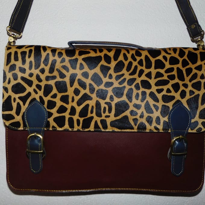 Hetty'S - Echt leren laptoptas - Met Girafprint - Maat 40 X 30 X 10 cm