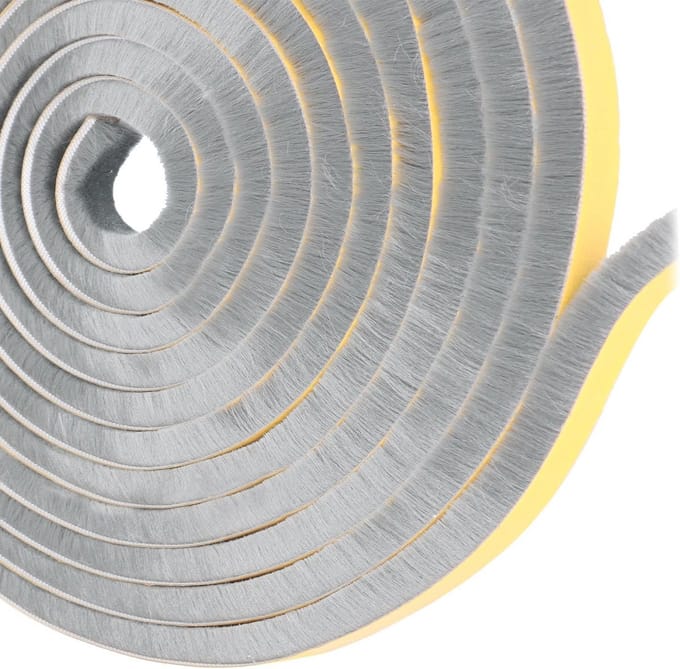8 m borstelafdichting zelfklevend voor rolluiken en schuifdeuren - 9 mm (B) x 5 mm (D)