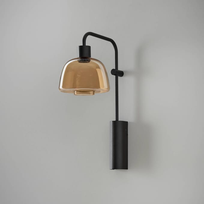 Bover LED wandlamp Drep A/04, amber, glas, zwart, 2.700 K