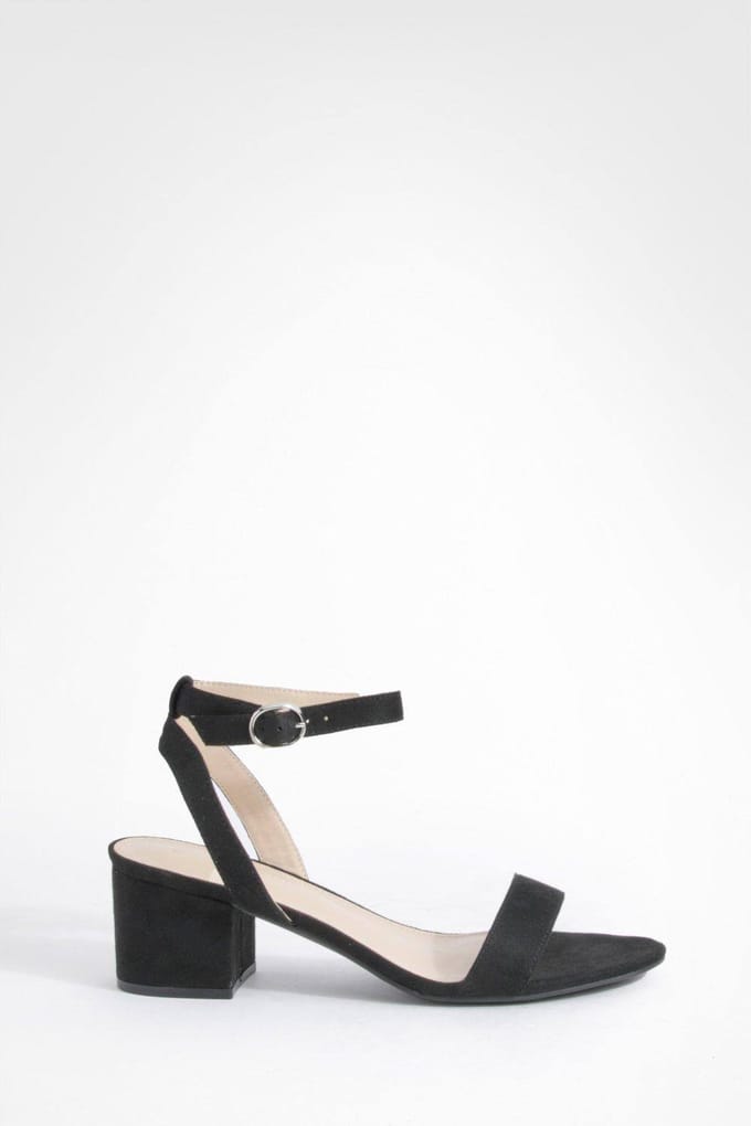 boohoo Dames Low Block Barely There Heels | Black | Maat: 3