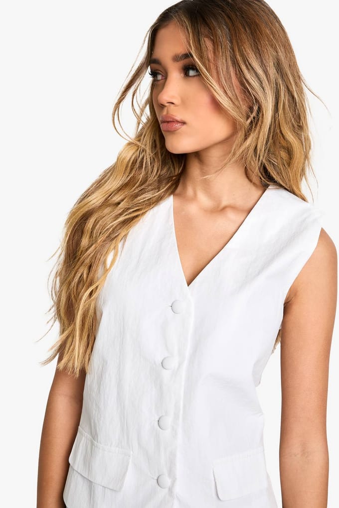 boohoo Dames Op maat gemaakte nylon gilet met knoopsluiting | Wit | Maat: 36