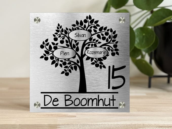 Naambordje / huisnummer voordeur boom rvs look