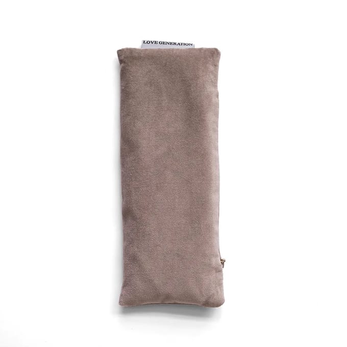 Love Generation - Fluwelen Oogkussen - Taupe