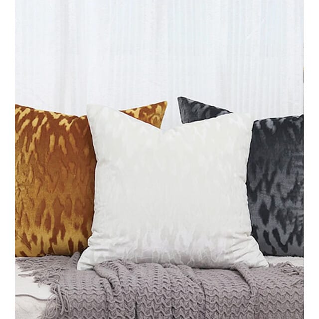 NOVÉE Sierkussen velvet stain crème/ | 45 x 45 cm | velvet / polyester