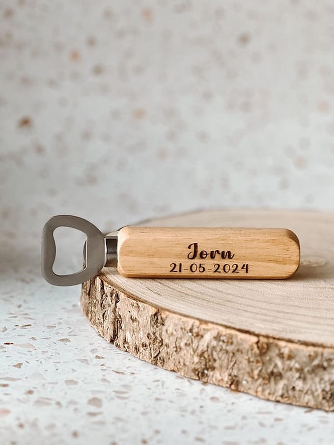 Gegraveerde Flessenopeners – 10 Stuks – Gepersonaliseerd – Uitdeelcadeau