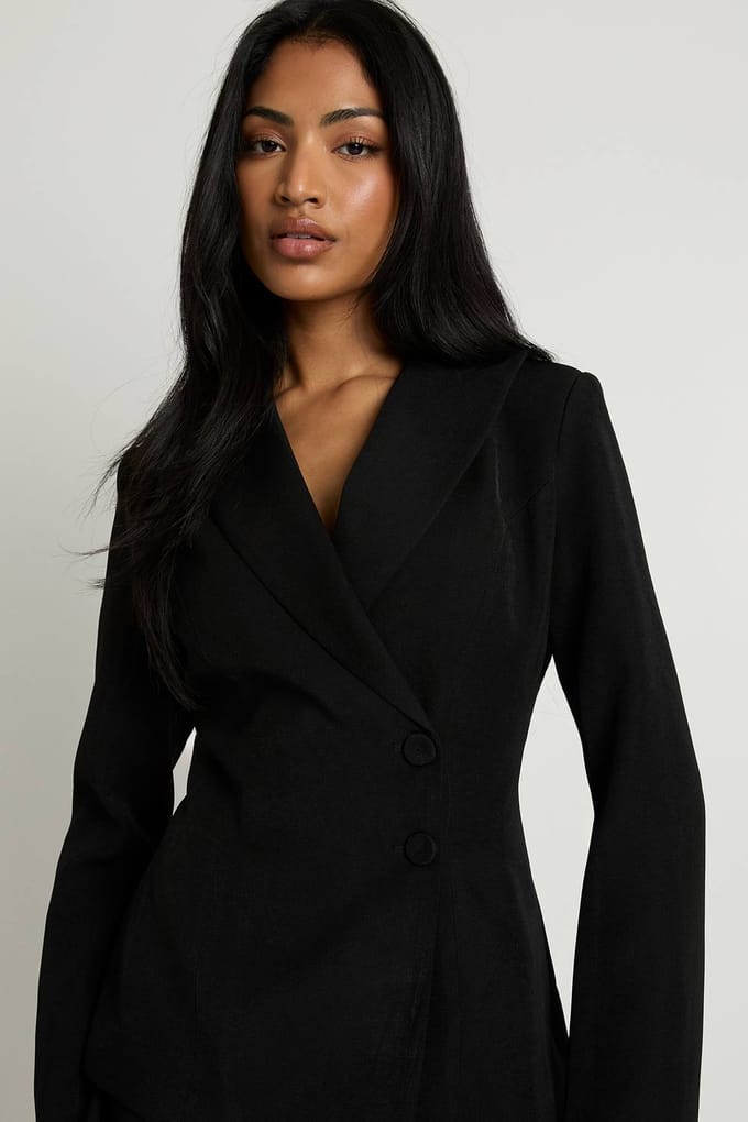 boohoo Dames Wrap Asymmetrische Blazer | Zwart | Maat: 40