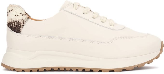 Leather sneakers with decorative heel counter