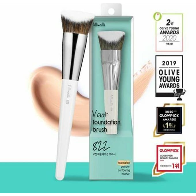 [Fillimilli] V-Cut Foundation Brush 822