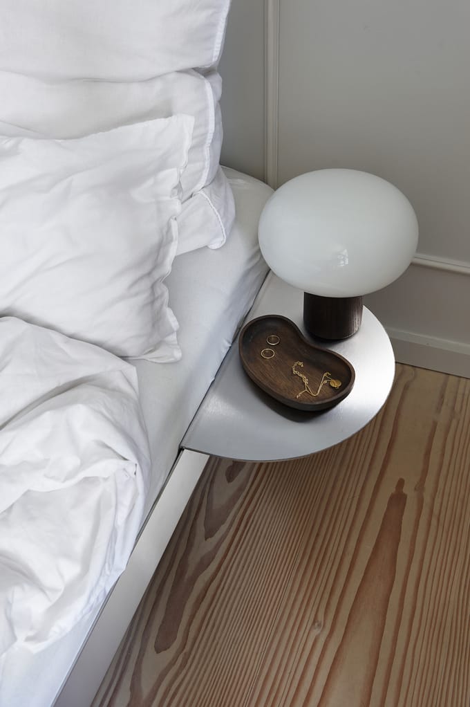 Moebe Bett Side Table - MOEBE_Bed_stainlesssteel