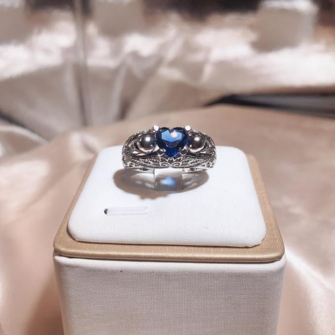 Nieuwe Creatieve Schedel Ring Diamant Blauwe Steen Zirconium gray