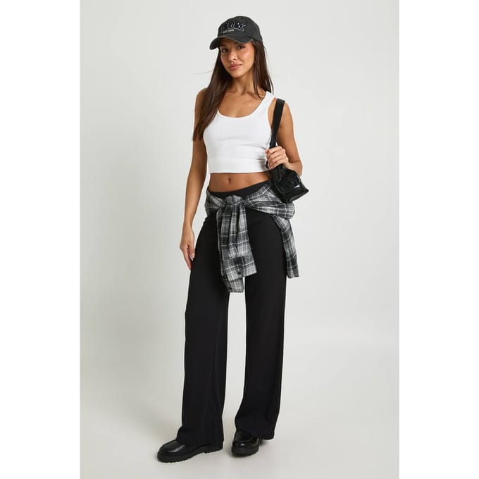 boohoo Dames Basic Rib Broek met rechte pijpen | Zwart | Maat: 38
