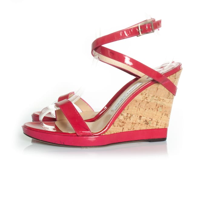 Jimmy Choo fuchsia sandaal met kurken sleehak