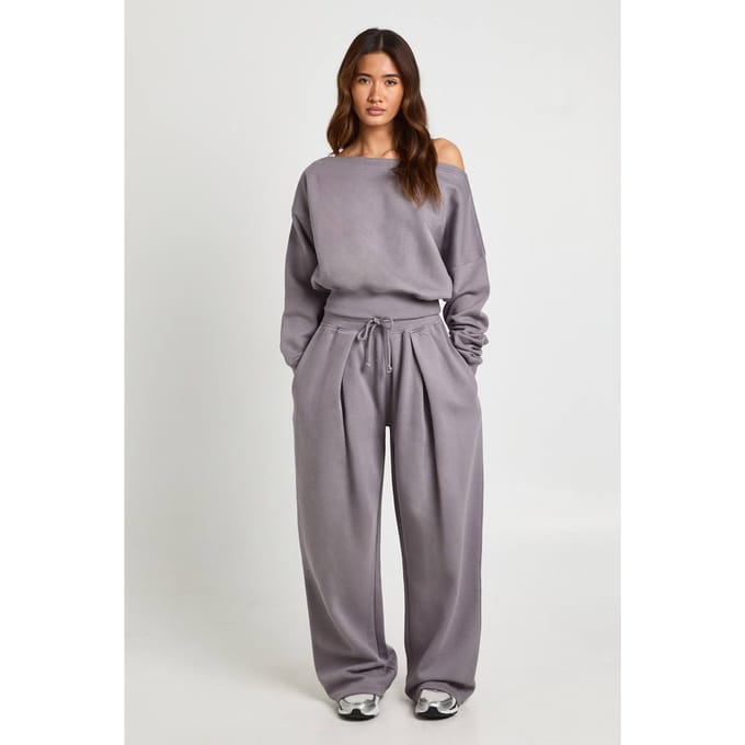 boohoo Dames Off Shoulder Sweatshirt en Geplooide Joggingbroek Trainingspak | Benzine | Maat: Medium