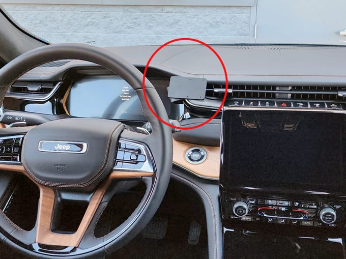 Proclip Jeep Grand Cherokee 22- Center mount