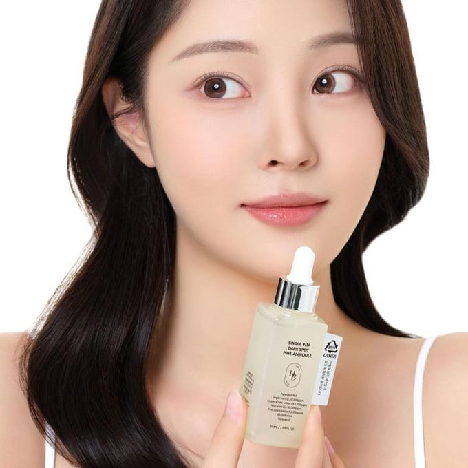 [HEVE BLUE] Enkele Vita Dark Spot Pine-Ampul 50ml beige