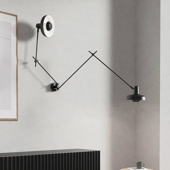 Grupa Arigato Dubbele Wandlamp Lang/Kort Zwart
