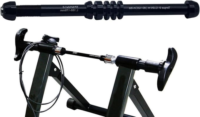 Steekas - Fietsas Trainer - Indoortraining Fiets - Verstelbare Breedte - 19.9 cm Lengte - Zwart