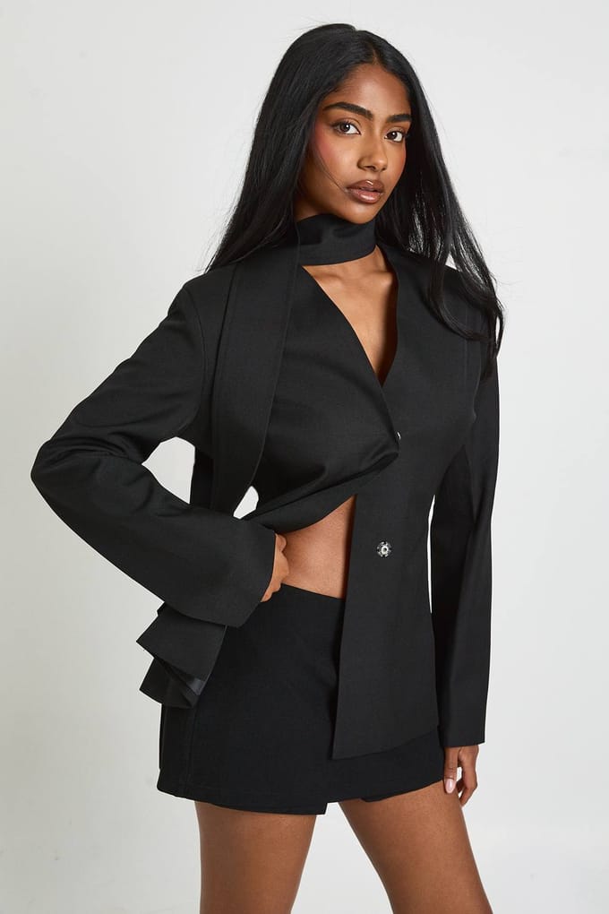 boohoo Dames Getailleerde Mini Skort | Black | Maat: 12