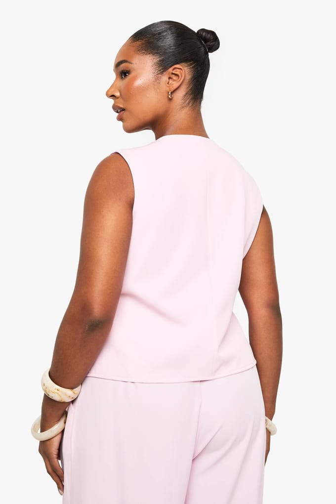 boohoo Dames PLUS VERBORGEN REVERS VEST | Baby Roze | Maat: 54