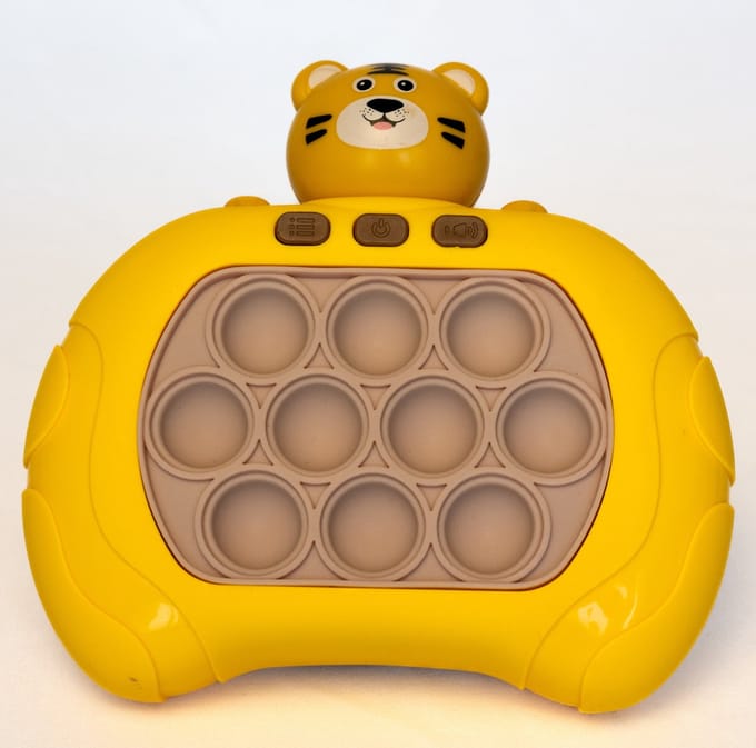 DMG Supply Pop It Game - Tijger Geelbruin - Pop It - Pop Or Flop - Fidget Toy - 4 Spelstanden met Licht en Geluid