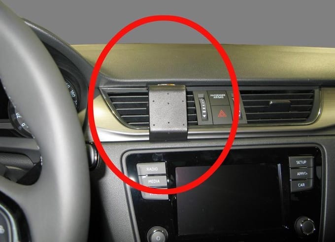 Brodit ProClip Skoda Rapid Bj. 18