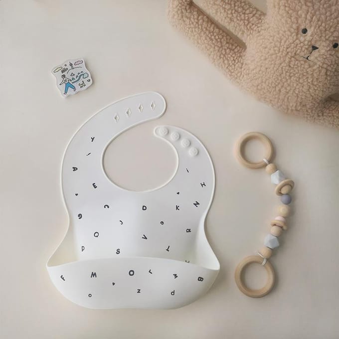 1 bavoir en silicone pour bébé, ultra léger, large épaule, étanche, réglable, design ondulé, accessoire pour bébé gray