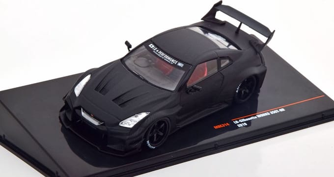 Nissan 35GT-RR LB Silhoutte Works GT Klasse Zwart